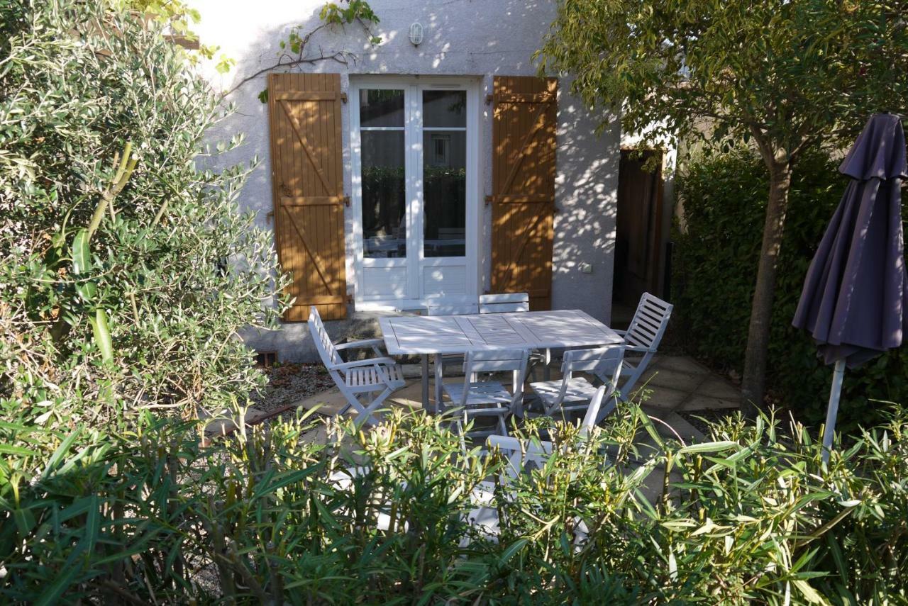 Aigues-Mortes Villa Pres Des Remparts Exterior photo